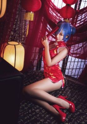 sao货撅起你的贱奶头来_720手机在线观看